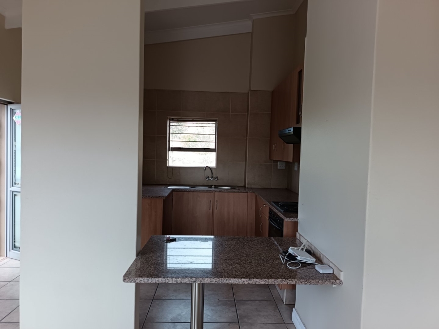 To Let 2 Bedroom Property for Rent in Dassie Rand North West